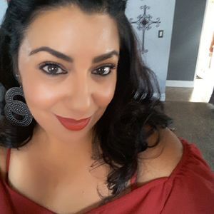 Meet your Posher, Sylvia